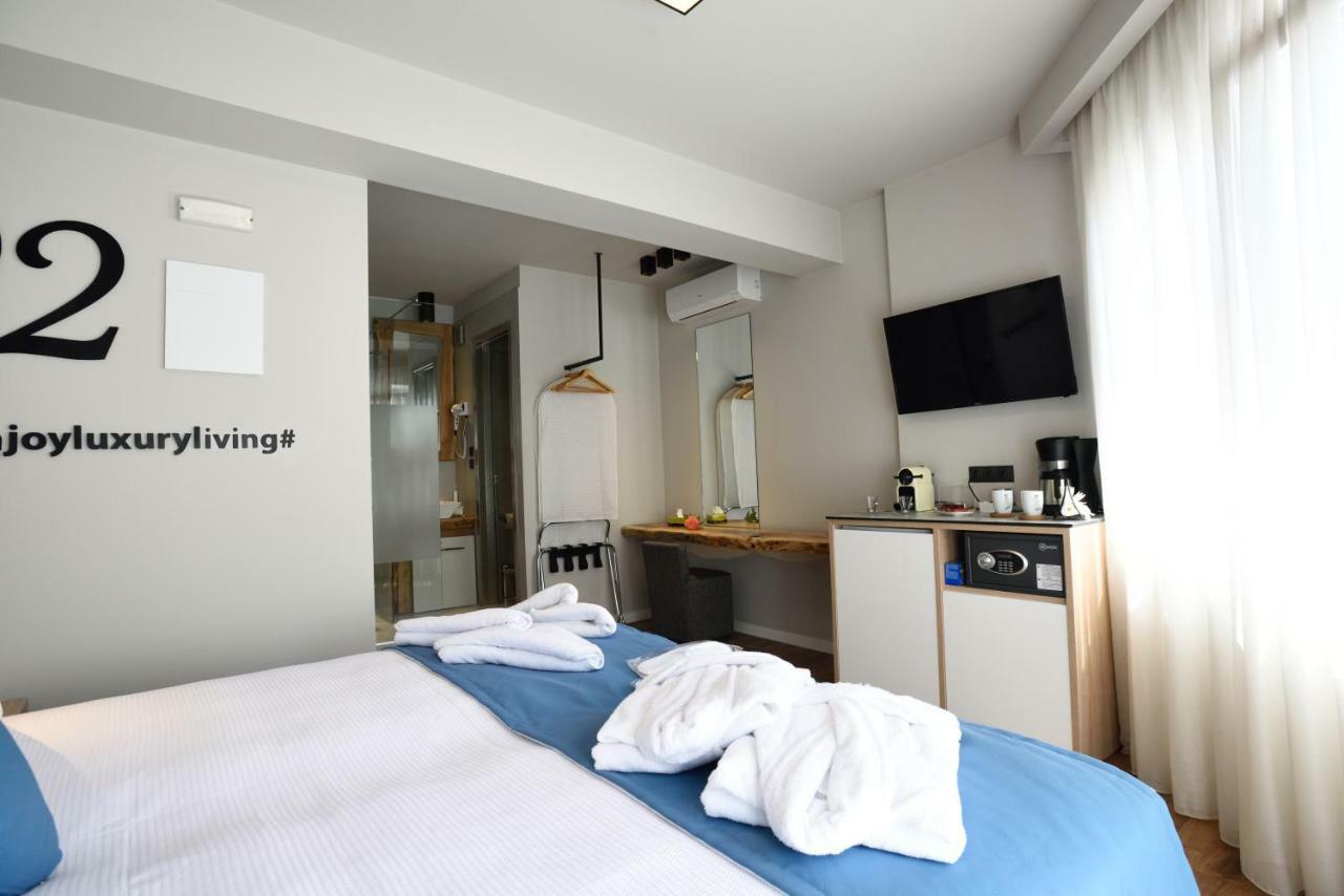 Magnifique Luxury Suites Tesalonika Bagian luar foto