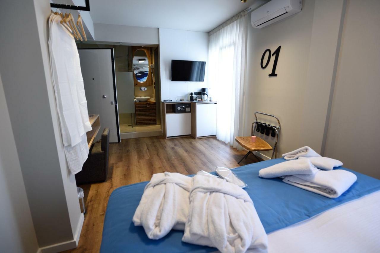 Magnifique Luxury Suites Tesalonika Bagian luar foto