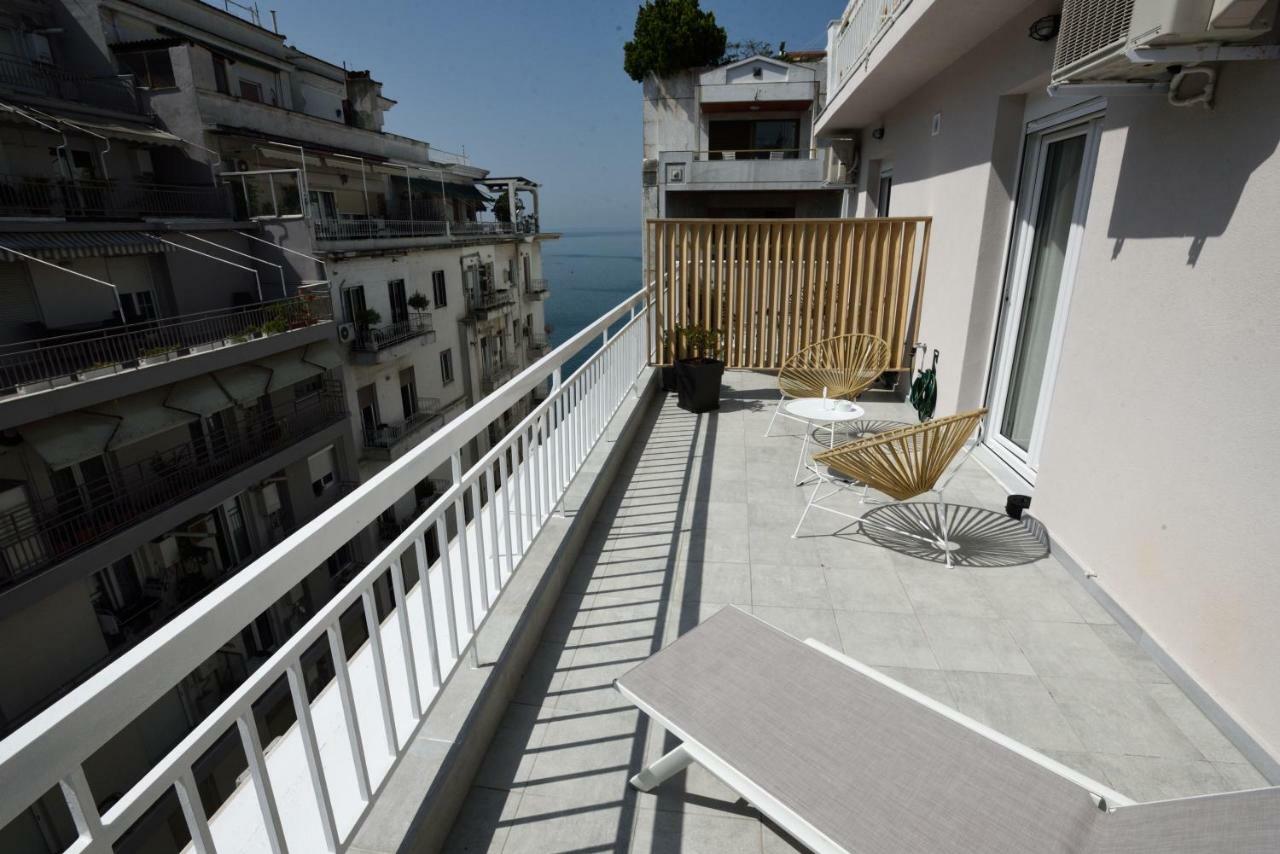 Magnifique Luxury Suites Tesalonika Bagian luar foto